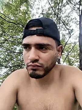 luigy-96 online show from December 16, 9:00 pm