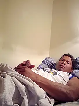 uratre online show from March 7, 7:11 pm