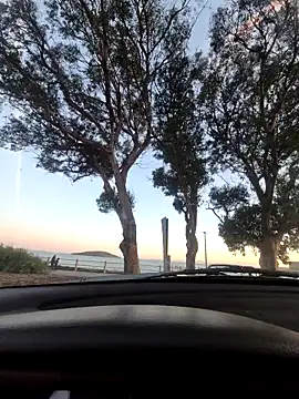 uratre online show from April 8, 2:34 am