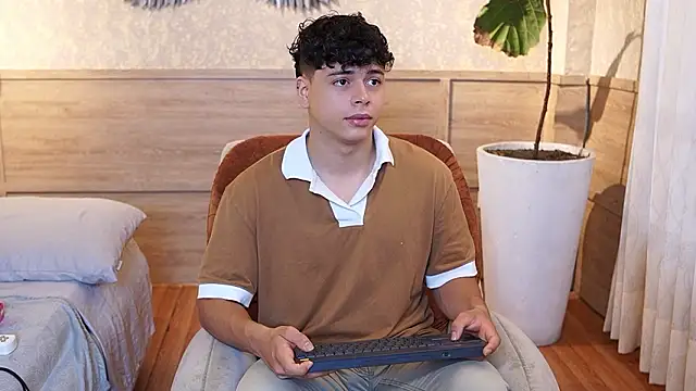 Ethan occonor online show from February 13, 12:43 pm