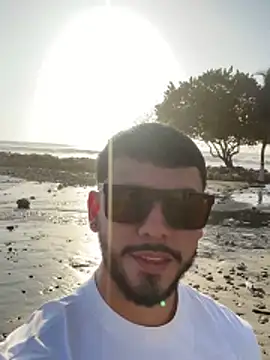 Dimitri Bass online show from February 4, 10:05 pm