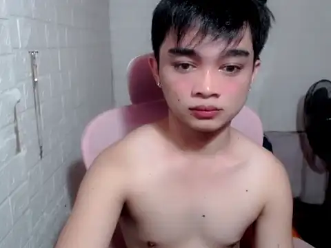 sexysam14 online show from April 2, 9:06 am