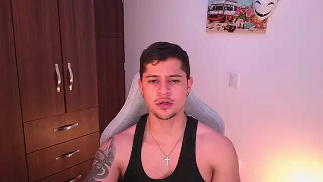 domsantiago  online show from November 5, 2:13 am