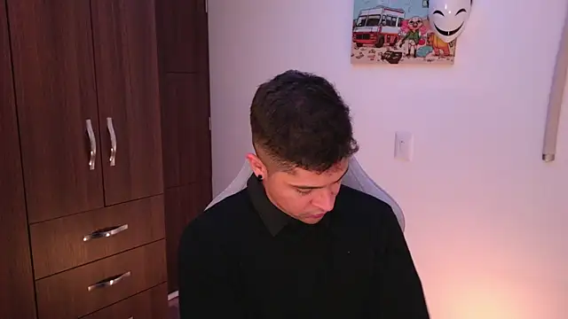 domsantiago  online show from October 20, 1:53 am