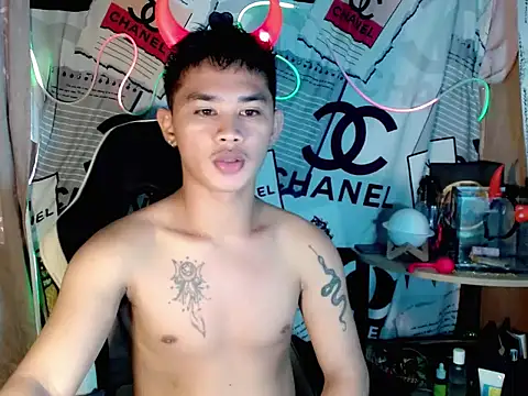 asianhardcock25 online show from October 31, 10:57 pm