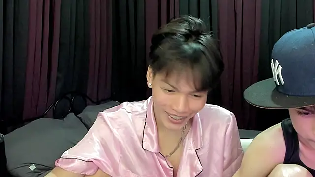 hotfreshdior online show from December 1, 5:49 pm