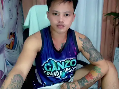 urhotfucker13 online show from October 24, 3:25 pm