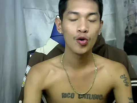 riks tyler online show from October 1, 8:57 pm