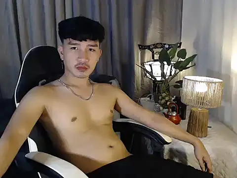 cute richard24 online show from December 14, 1:12 am