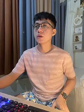 xshyboyx online show from October 28, 12:07 pm