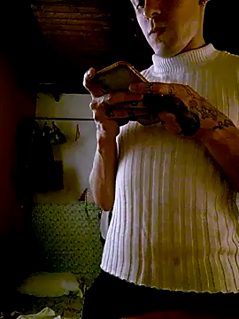 anaboleyn online show from November 28, 7:05 pm