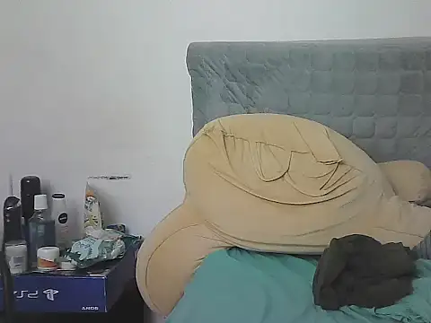 morenocabro10 online show from January 14, 3:44 am