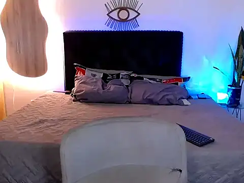 NoahDevil18 online show from September 28, 10:52 pm