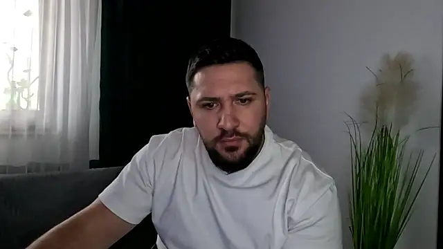 Gold Alpha Boy online show from February 4, 8:31 am