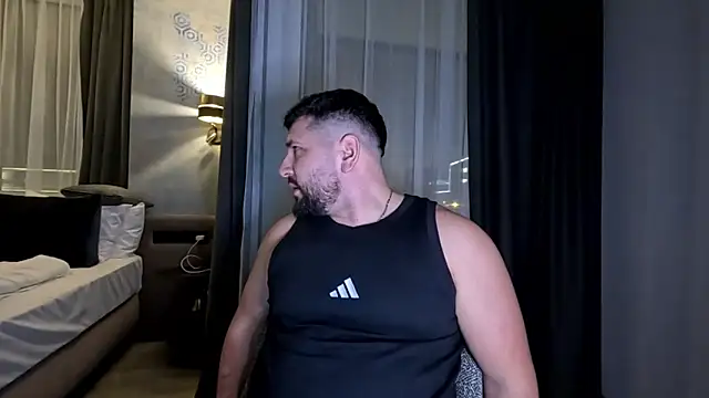 Gold Alpha Boy online show from January 9, 9:09 pm