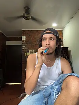 Luxx 14 online show from April 11, 7:06 pm