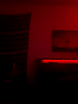 Snapshot of Taydagr8 chatting on October 31, 10:51 am Taydagr8 online show from October 31, 10:51 am