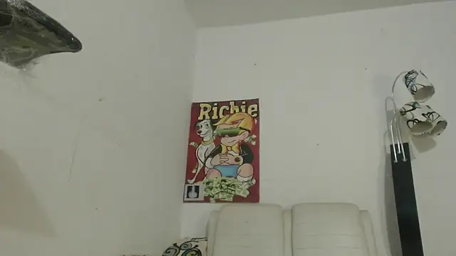 Thomasjons  online show from November 21, 2:32 am