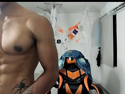 jeanfran ferrer online show from November 1, 8:46 pm