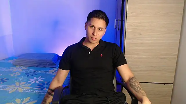 valentinosex1 online show from October 31, 9:07 pm