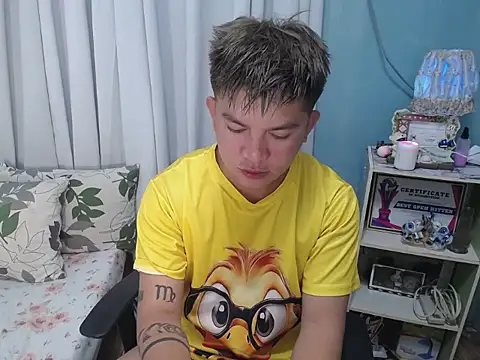 Fuckboii intown online show from December 14, 1:45 am