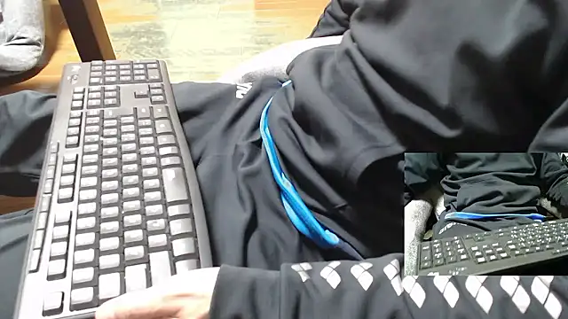 Yasu2000 online show from January 11, 6:06 am