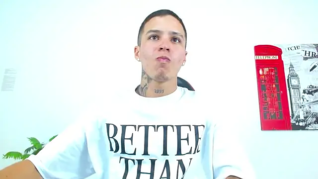 Cumandres18 online show from April 15, 8:53 pm