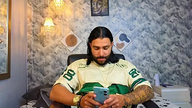 Apolo rousse1 online show from January 14, 10:57 pm