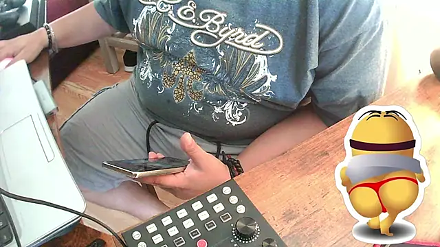 perversus12 online show from October 1, 7:18 pm