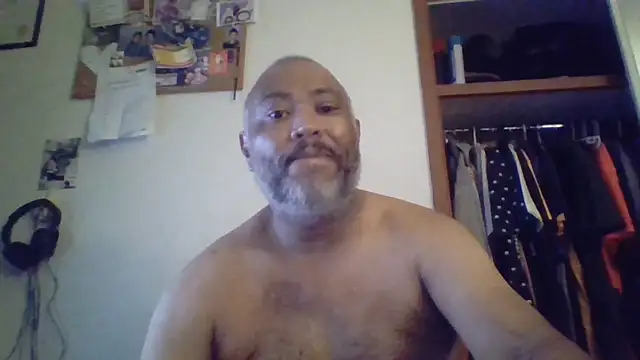 CrackedPanda5 online show from June 20, 11:59 am