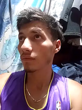 alexandercruz online show from February 12, 3:01 am