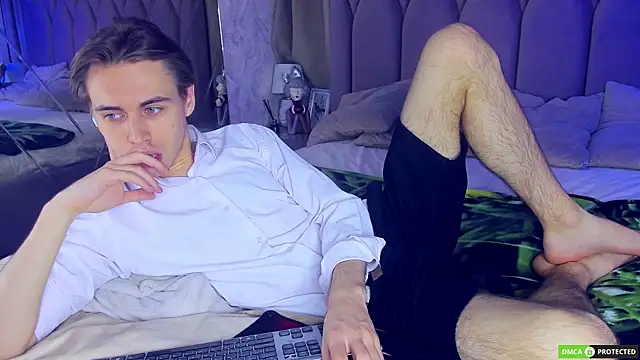 WilliamDyson online show from November 6, 3:20 am