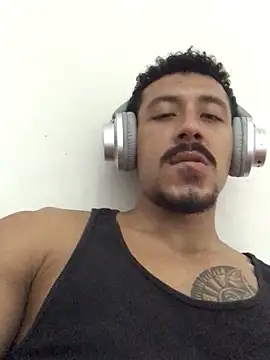 Owenferrara online show from September 16, 4:24 am