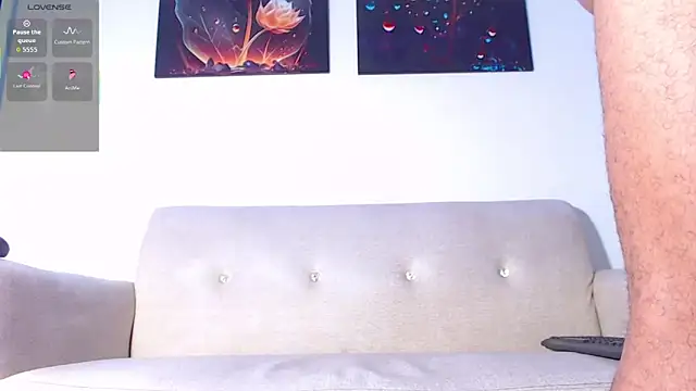 Owenferrara online show from October 15, 4:58 pm