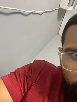 vincentjaxon online show from April 6, 8:31 pm