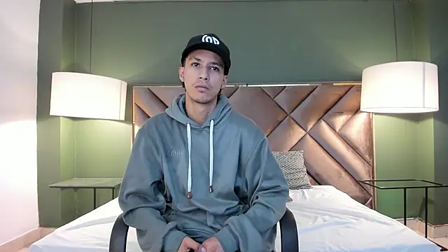 Marcus Jeron online show from October 22, 9:29 pm