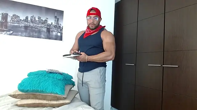 AntonyDAngelo25 online show from September 27, 7:23 pm