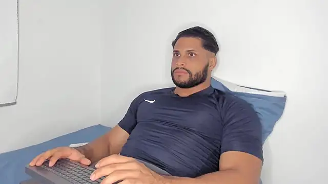 Pier Simons online show from February 18, 6:11 am