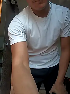 yourcrush0123 online show from February 5, 7:04 am