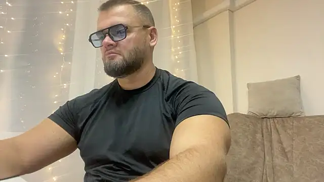 BrianJohnson  online show from January 16, 6:43 pm