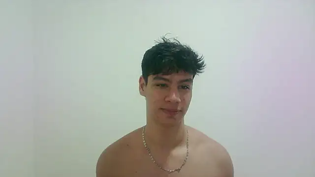 Snapshot of zeus_181 chatting on September 11, 11:04 pm zeus 181 online show from September 11, 11:04 pm