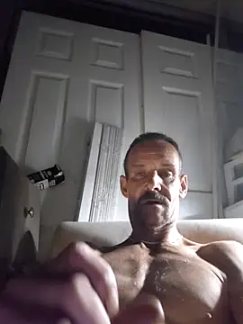 Hungwell1515 online show from October 15, 5:15 am