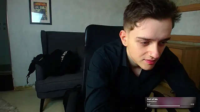 FelixStarkk online show from December 17, 5:25 am