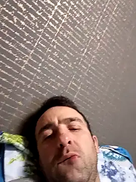 PopaOctavian online show from December 17, 9:32 pm