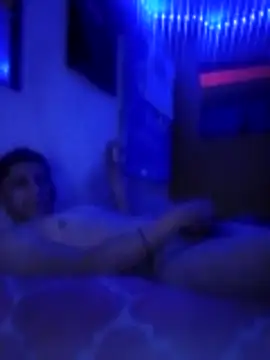 Juniorharo1982 online show from December 16, 7:15 am