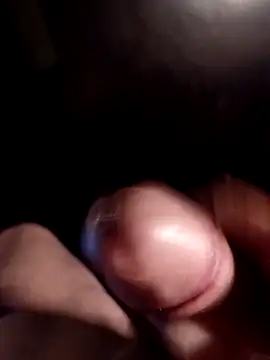 69dagosto online show from November 17, 6:00 pm