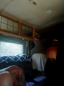 ShawnandDani7074 online show from June 21, 5:40 pm