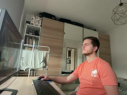 syl01 online show from January 16, 2:09 pm