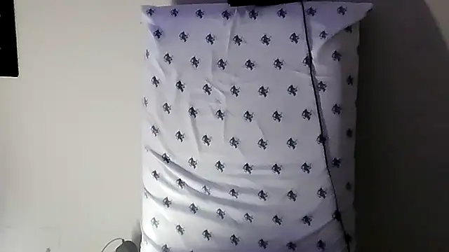 Triggerhappycj100 online show from November 2, 11:42 pm