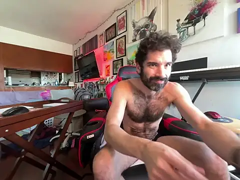 Pupscritch online show from February 18, 7:33 pm